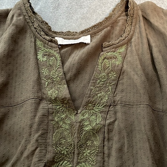 Lucky Brand Embroidered Top Womens XL Boho Olive Green Longsleeve Viscose - Picture 12 of 12